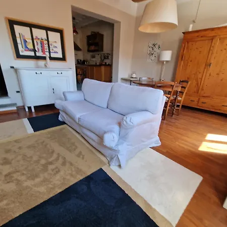 Il Giglio Apartment *